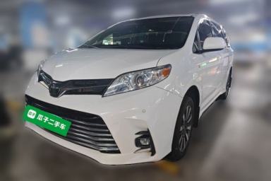 Used Toyota SIENNA 2018 3.5 Four-Wheel Drive LE Version 7 Seats – Canadian Edition