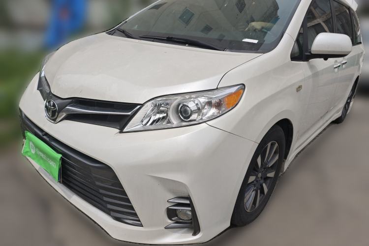 Used Toyota SIENNA 2018 3.5L 2WD Limited 7-Seater Canadian Version Guazi used car, China used car export, Used car for sale, Used  cars, Cheapest cars for sale