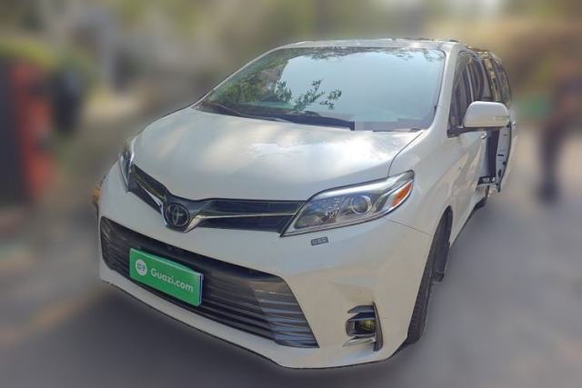 Used Toyota SIENNA Toyota Sienna parallel import, four-wheel drive, 3.5-liter gasoline, automatic transmission, seven seats.