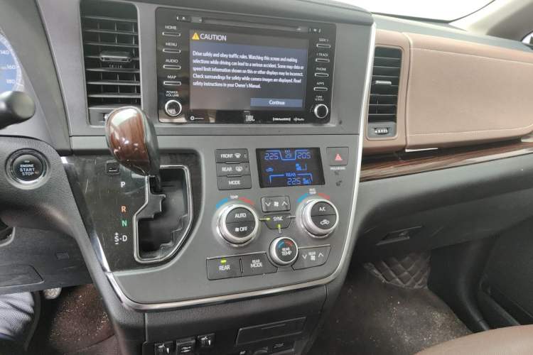 Used Toyota SIENNA  Audio And AC Panel