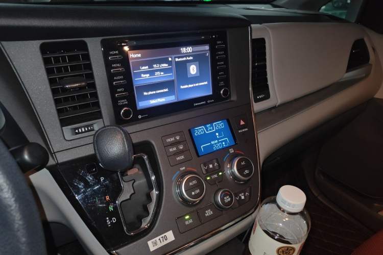 Used Toyota SIENNA  Audio And AC Panel