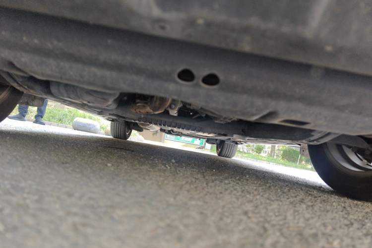 Used Toyota SIENNA  Chassis Front