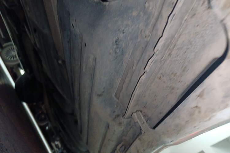 Used Toyota SIENNA  Chassis Front Left