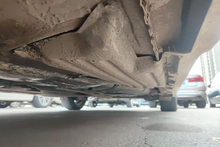 Used Toyota SIENNA  Chassis Front Left