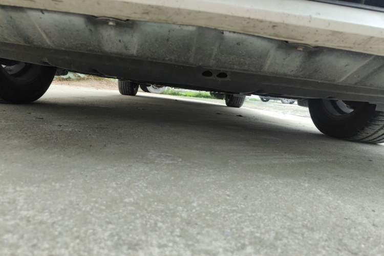 Used Toyota SIENNA  Chassis Front
