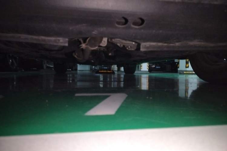 Used Toyota SIENNA  Chassis Front