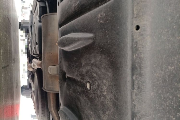Used Toyota SIENNA  Chassis Rear