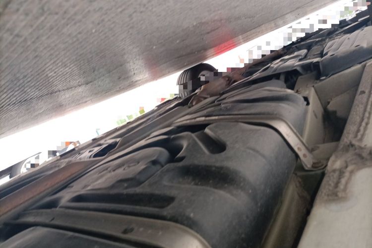 Used Toyota SIENNA  Chassis Rear Left