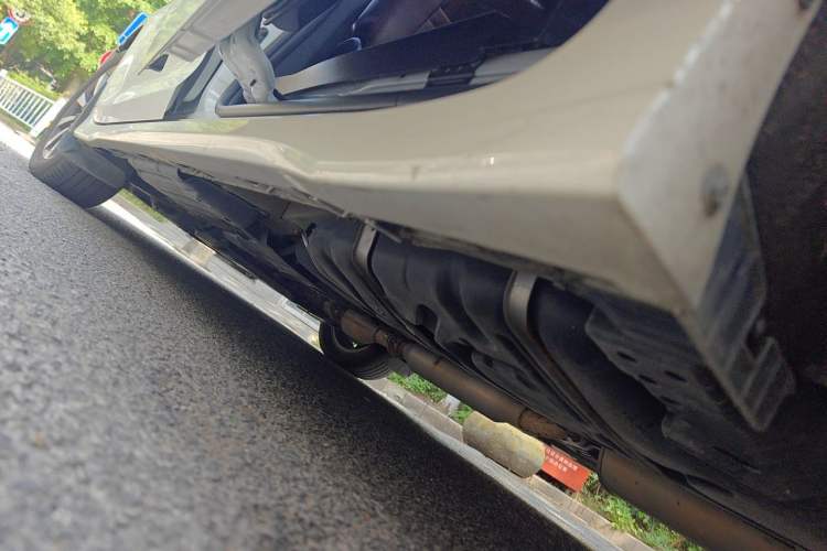 Used Toyota SIENNA  Chassis Rear Left