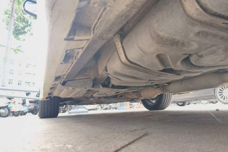 Used Toyota SIENNA  Chassis Rear Left