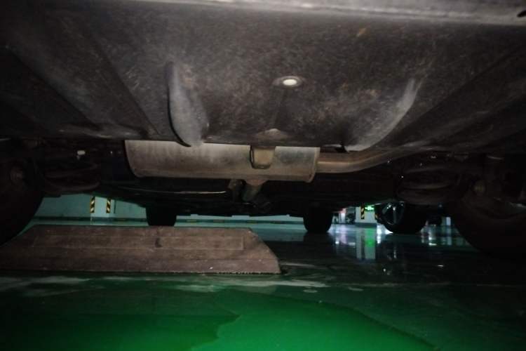 Used Toyota SIENNA  Chassis Rear