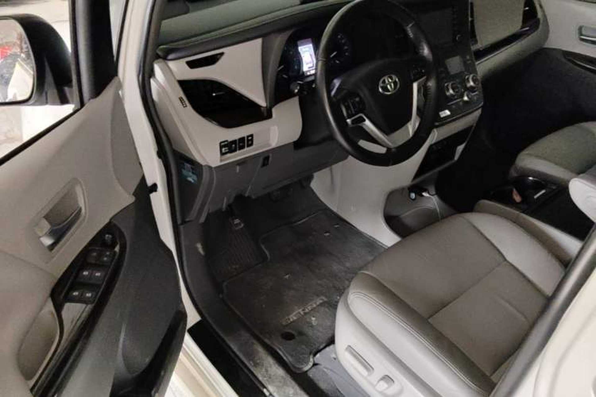 Used Toyota SIENNA  Driver Seat
