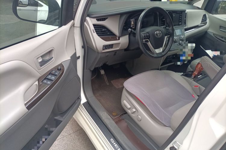 Used Toyota SIENNA  Driver Seat