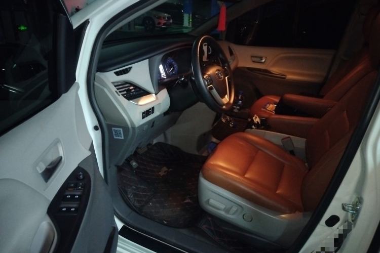 Used Toyota SIENNA  Driver Seat