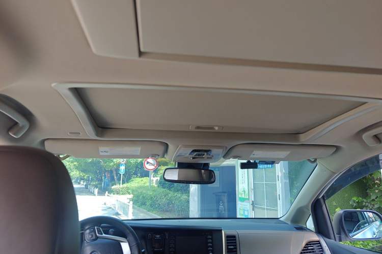 Used Toyota SIENNA  Headliner