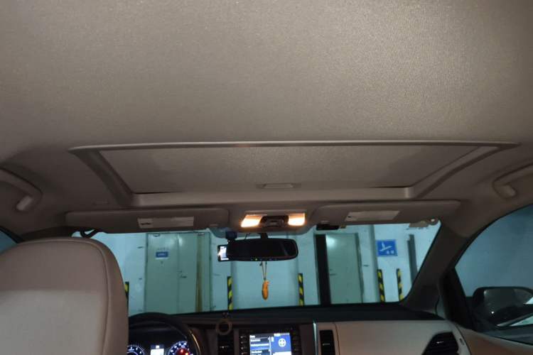 Used Toyota SIENNA  Headliner