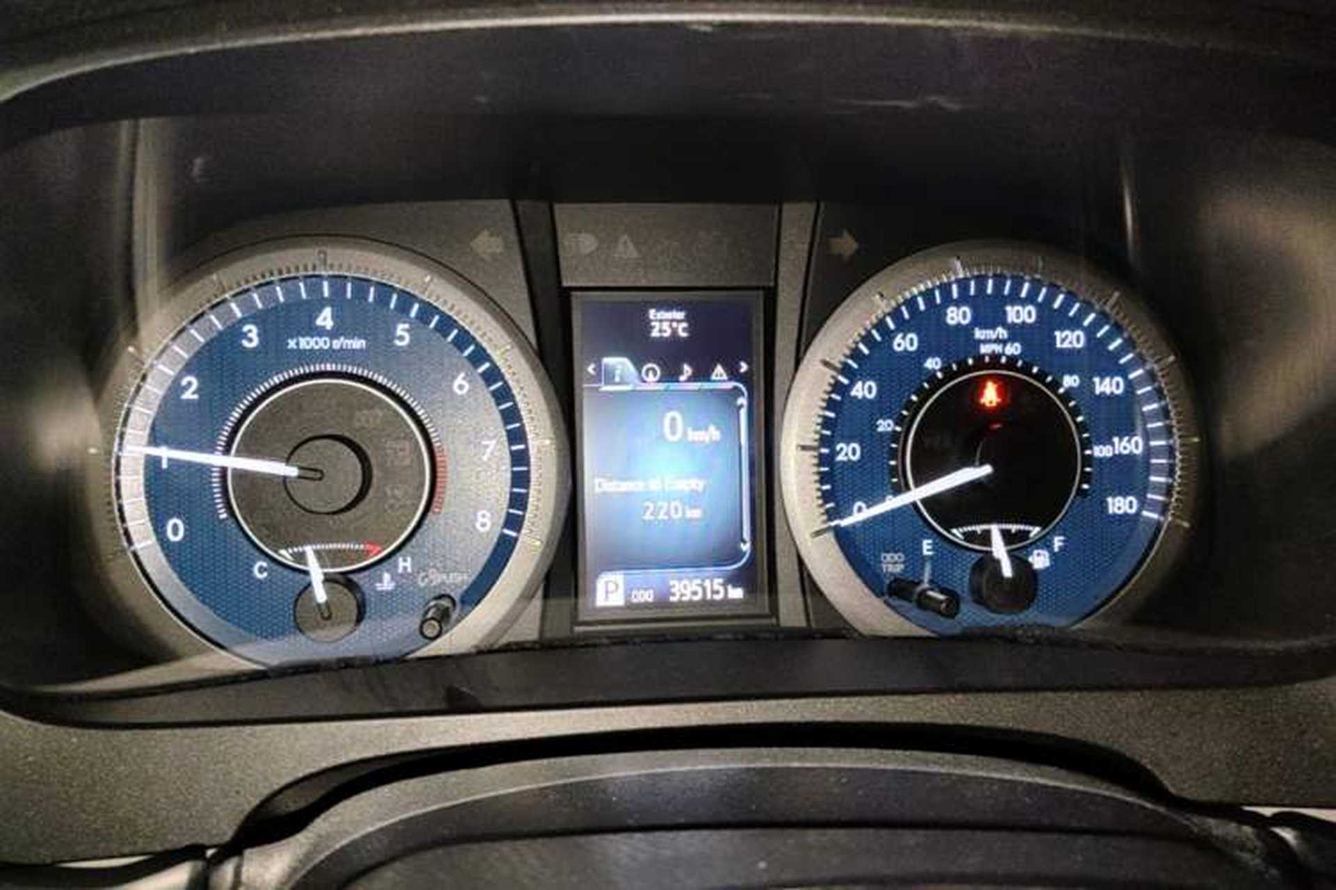 Used Toyota SIENNA  Instrument Cluster