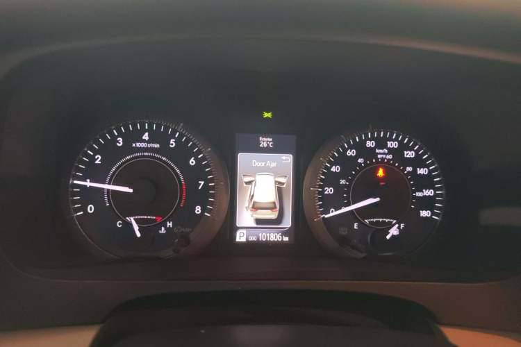 Used Toyota SIENNA 2018 3.5L Two-Wheel Drive SE U.S. Specification Instrument Cluster