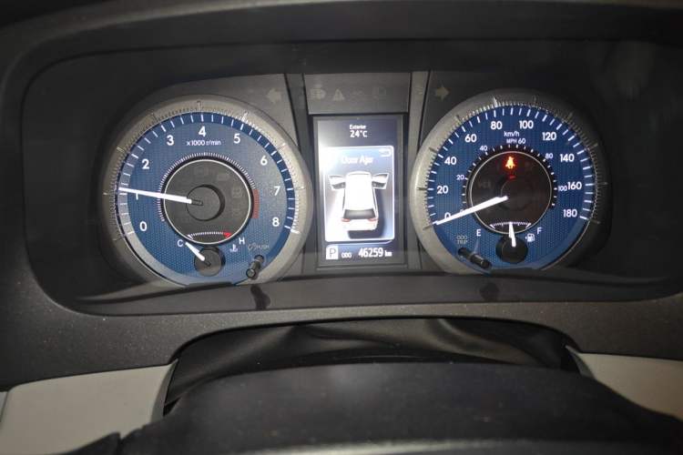 Used Toyota SIENNA  Instrument Cluster