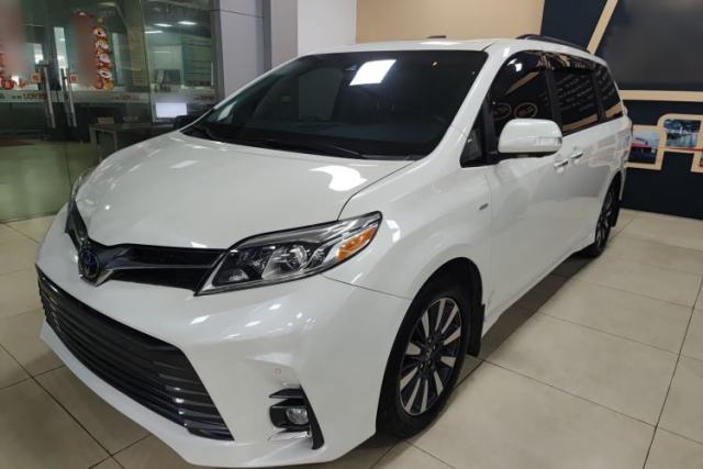 Used Toyota SIENNA 2018 3.5L Four-Wheel Drive Limited 7-Seater Canadian Version