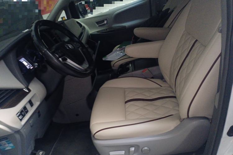 Used Toyota SIENNA  Left Front Seat