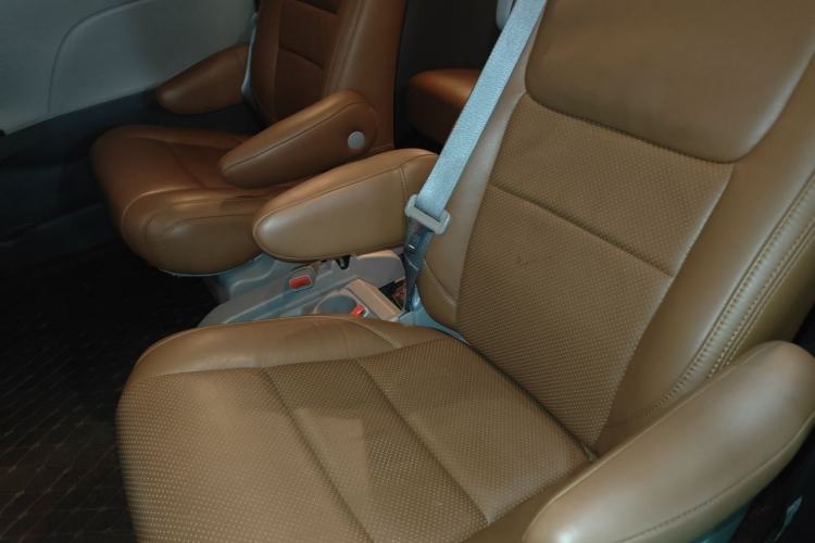 Used Toyota SIENNA  Left Rear Seat