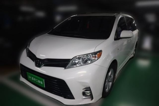 Used Toyota SIENNA 