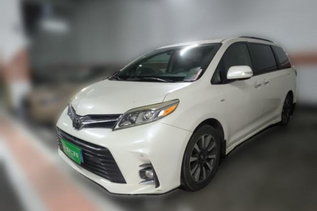Używany Toyota SIENNA 2018 model, automatic, 3.5-liter gasoline engine, 7-seater, parallel-import Toyota Sienna.