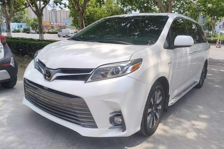 Toyota SIENNA 2018 3.5L Four-Wheel Drive LE Trim 7 Seats U.S. Specification с пробегом Guazi used car, China used car export, Used car for sale, Used cars, Cheapest cars for sale