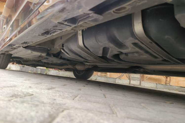 Used Toyota SIENNA  Chassis Rear Left