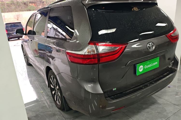 Used Toyota SIENNA 2019 3.5L Four-Wheel Drive XLE 7 Seats U.S. Specification Rear Left 45 Deg
