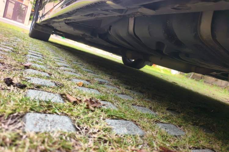 Used Toyota SIENNA  Chassis Rear Left