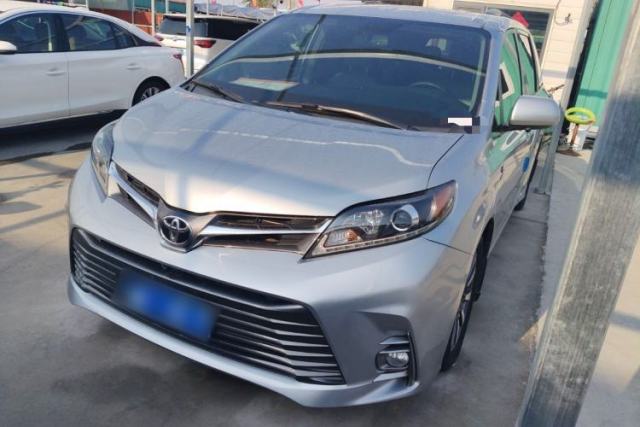 Used Toyota SIENNA 2019 3.5L Four-Wheel Drive XLE 7 Seats U.S. Specification