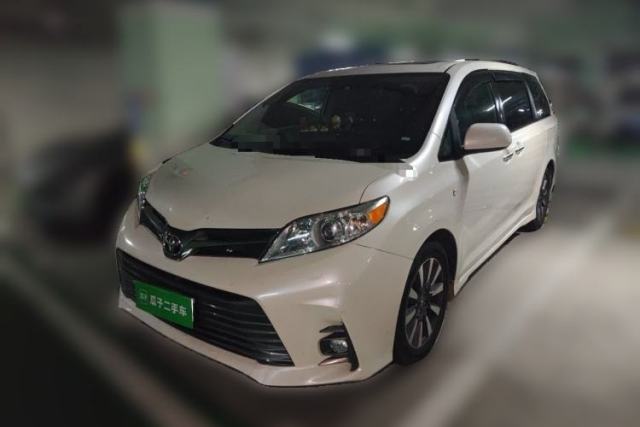 Used Toyota SIENNA 2019 3.5L Two-Wheel Drive XLE 7 Seats U.S. Specification