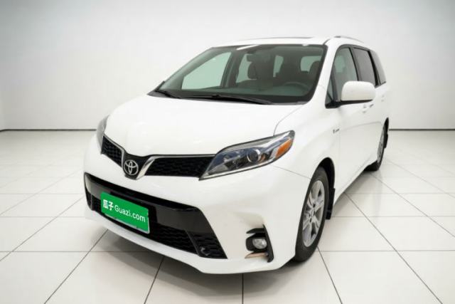 Used Toyota SIENNA 2019 3.5L Four-Wheel Drive Limited 7-Seater Canadian Version
