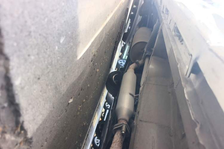 Used Toyota SIENNA  Chassis Front Right