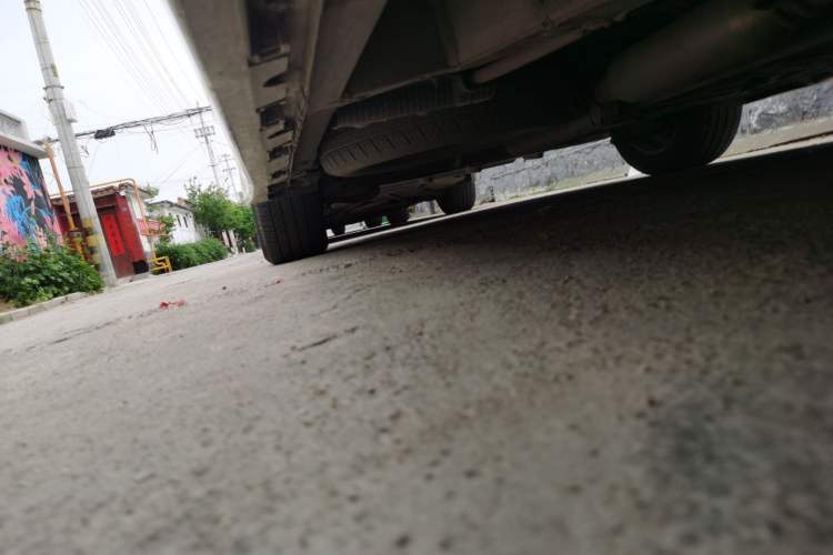 Used Toyota SIENNA  Chassis Front Right