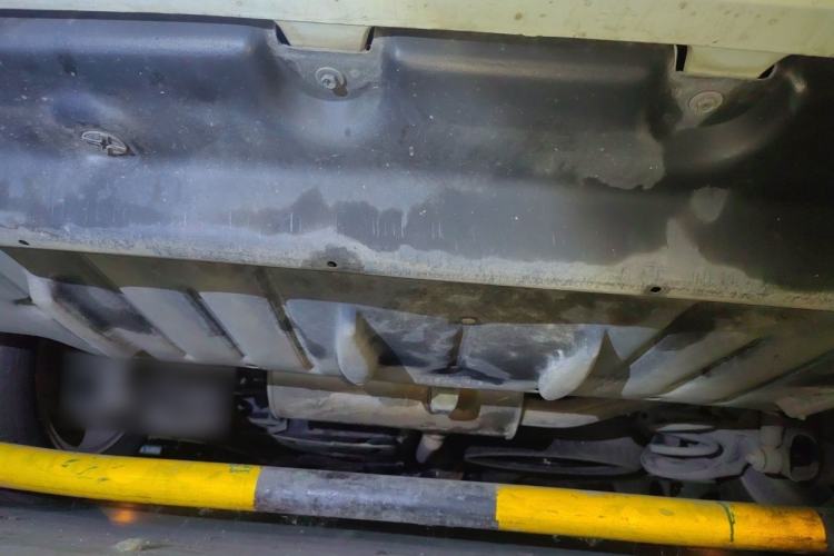 Used Toyota SIENNA  Chassis Rear