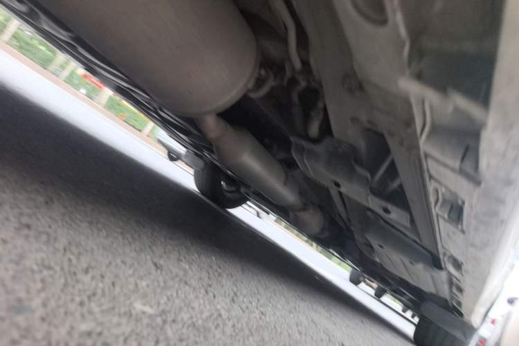 Used Toyota SIENNA  Chassis Rear Right