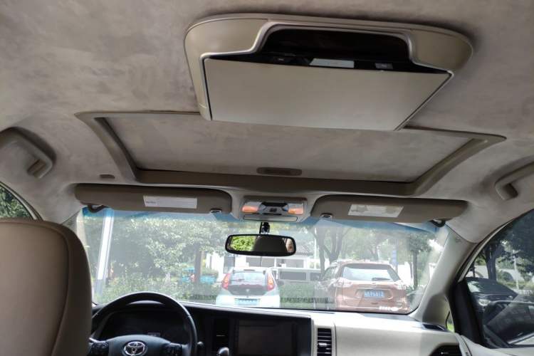 Used Toyota SIENNA  Headliner