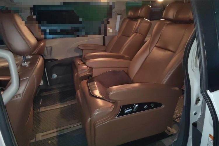 Used Toyota SIENNA  Left Rear Seat