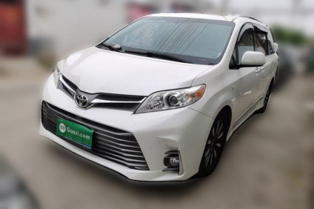Used Toyota SIENNA 