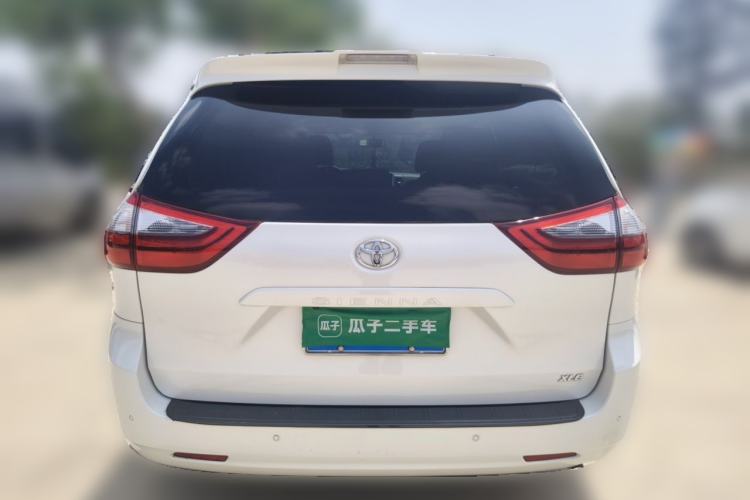 Used Toyota SIENNA  Rear