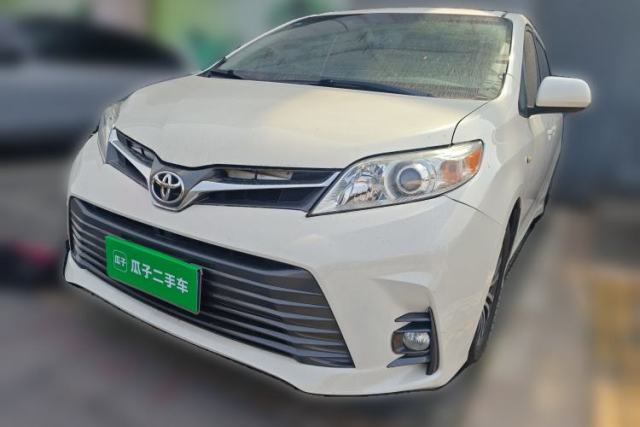Used Toyota SIENNA 