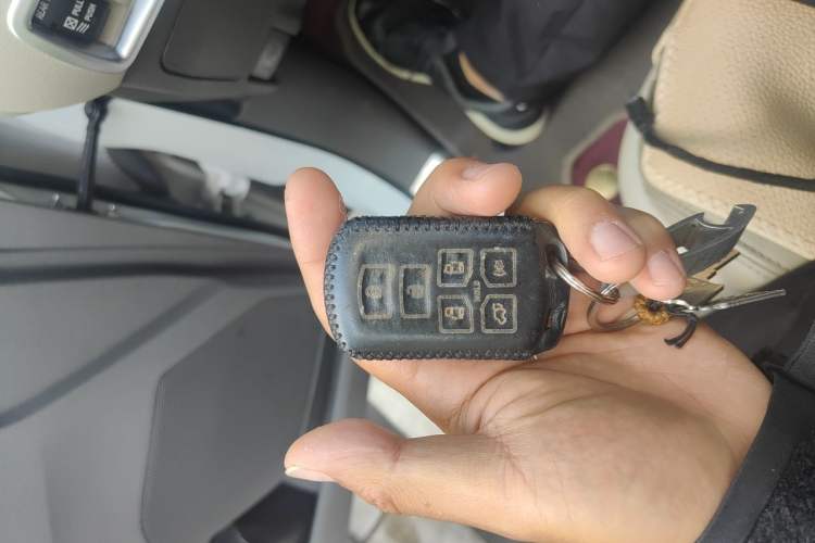 Used Toyota SIENNA  Vehicle Key