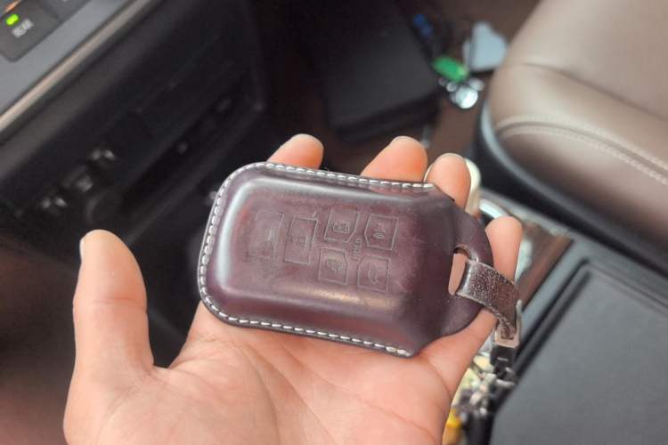 Used Toyota SIENNA  Vehicle Key
