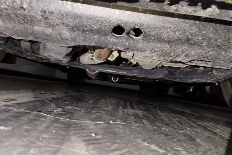 Used Toyota SIENNA  Chassis Front