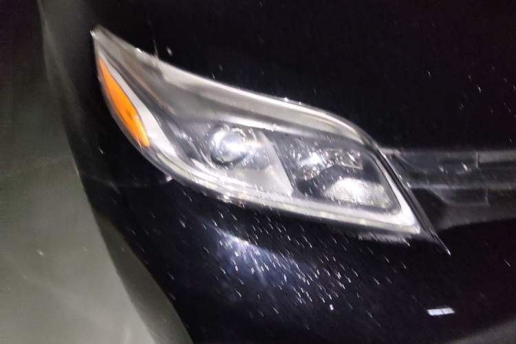 Used Toyota SIENNA  Right Front Headlight