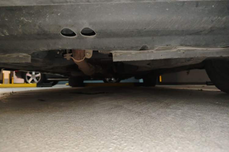 Used Toyota SIENNA  Chassis Front
