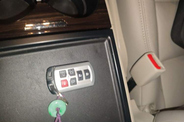 Used Toyota SIENNA  Vehicle Key